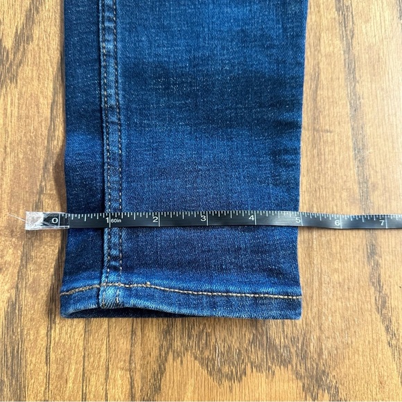 Old Navy 360 Rockstar Extra High Rise Super Skinny Jeans Size 4 - Picture 5 of 9